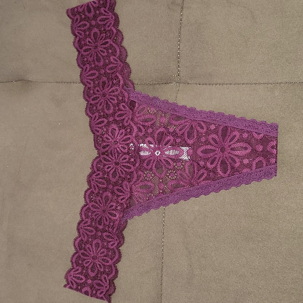 Victoria's Secret panties thong Medium
